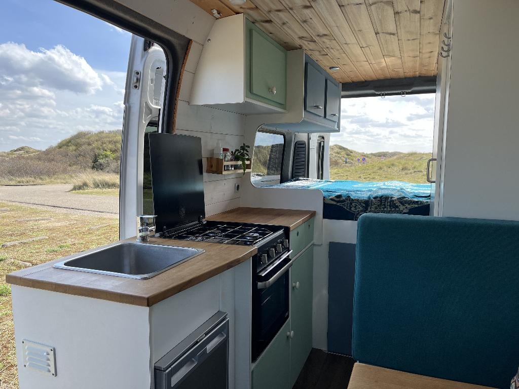 Fiat Ducato L3H2 buscamper custom build, Caravans en Kamperen, Campers, Chemisch toilet, Dakluik, Tot en met 2, Particulier