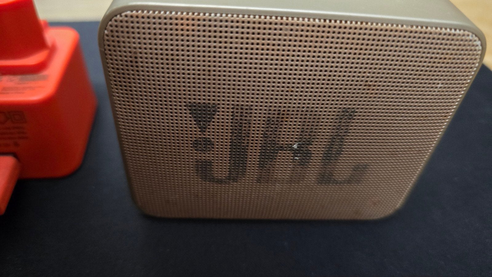 JBL GO2 Draagbare Bluetooth Speaker - Goud, Gebruikt, JBL, Ophalen of Verzenden, Draagbare speaker