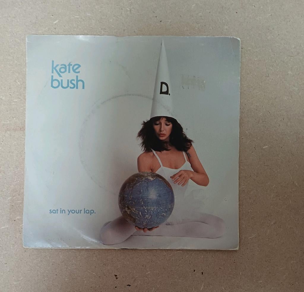 Kate Bush - Sat In Your Lap, Gebruikt, 7 inch, Single, Ophalen of Verzenden