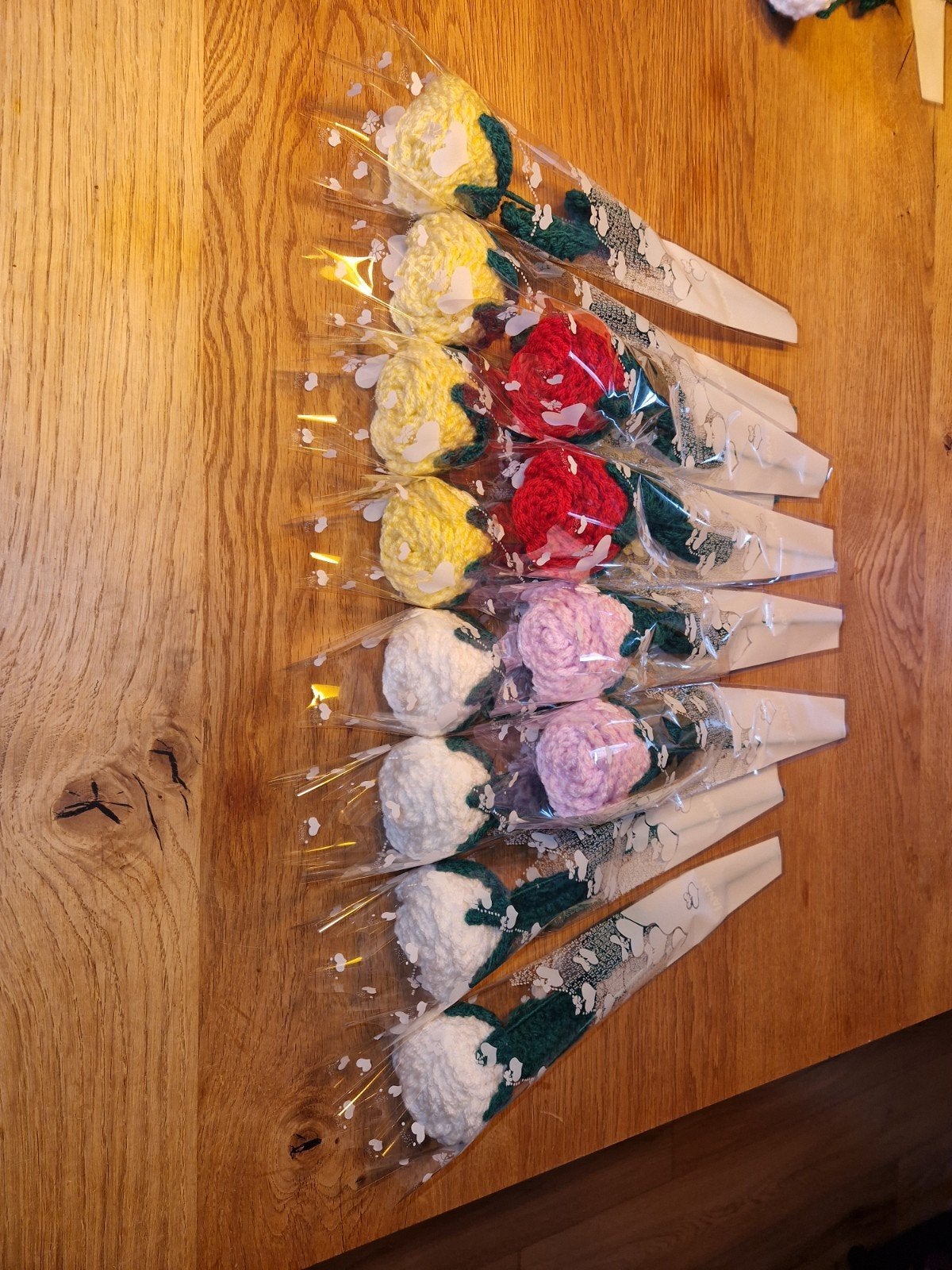 Gehaakte Bloemen (rozen)- Diverse Kleuren, Ophalen of Verzenden, Nieuw, Haken, Overige typen