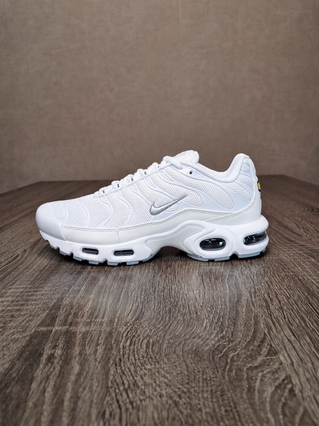 Nike Air Max Plus EU41, Verzenden, Wit, Nieuw, Sneakers of Gympen