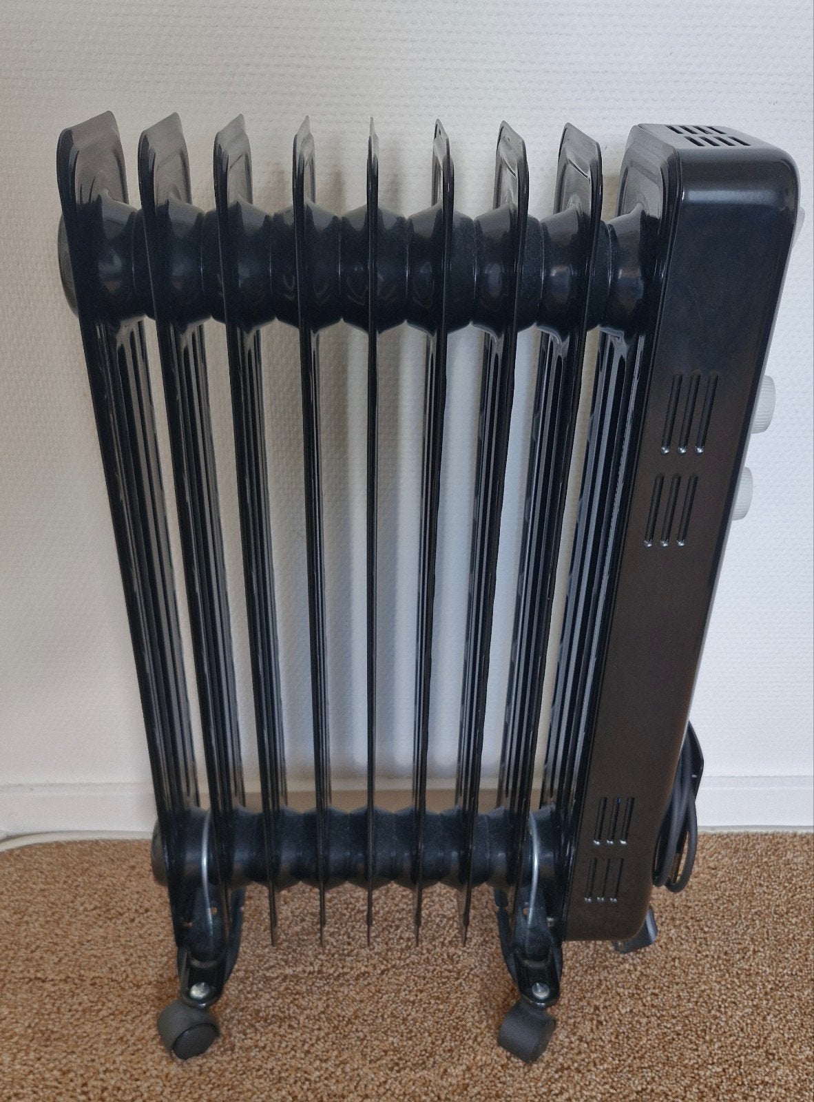 Sencor Oliegevulde Radiator SOH 3309BK - Zo goed als nieuw, Verzenden, Zo goed als nieuw, 800 watt of meer, Radiator