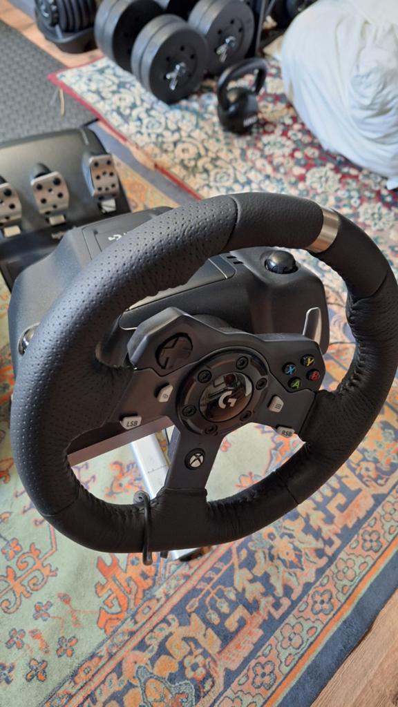 Logitech G920 racestuur met pedalen en Playseat, Ophalen, Zo goed als nieuw