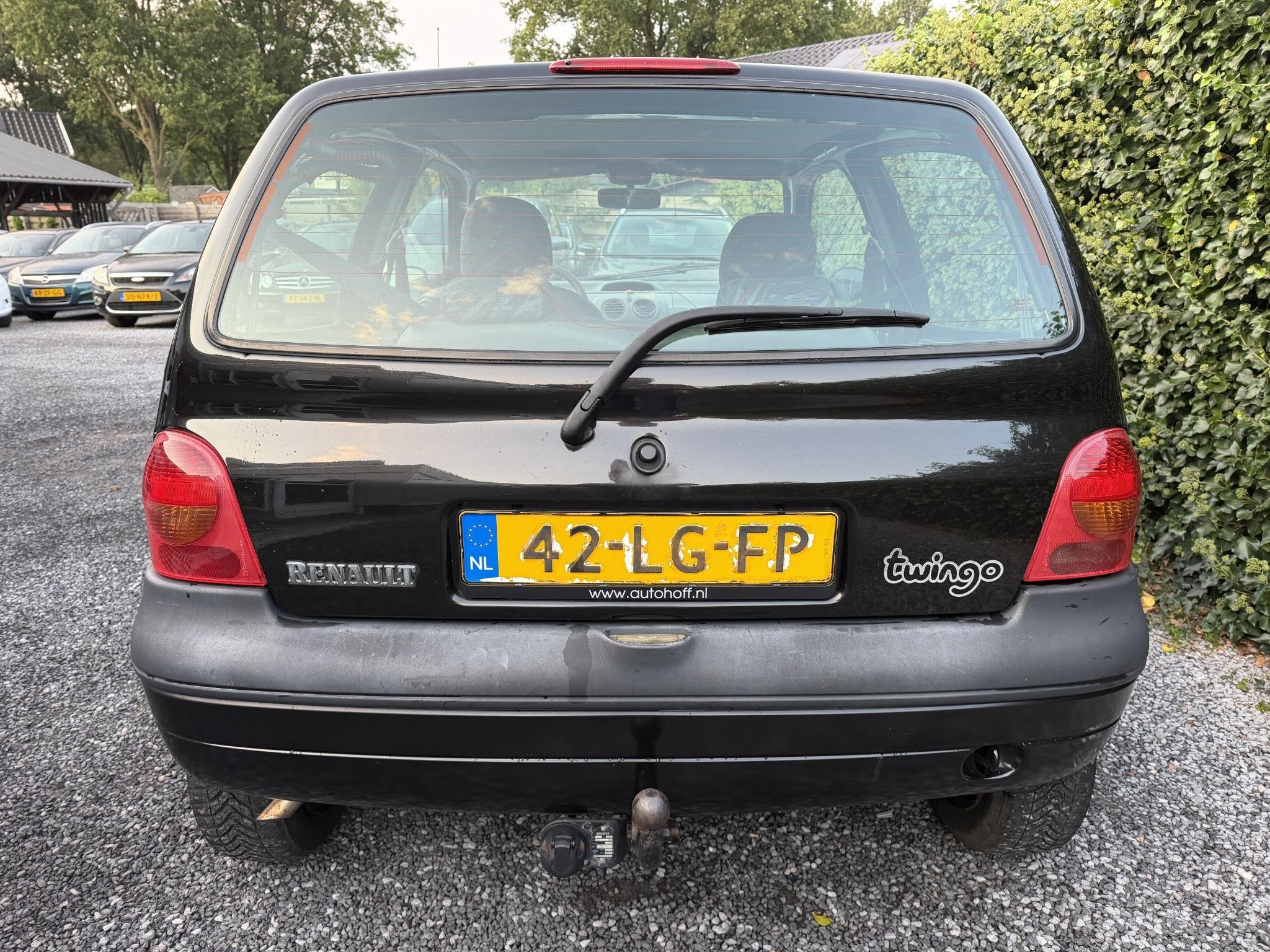 Foto 8 van Renault Twingo 1.2 Expression | Elekt. Ramen | Radio / CD |