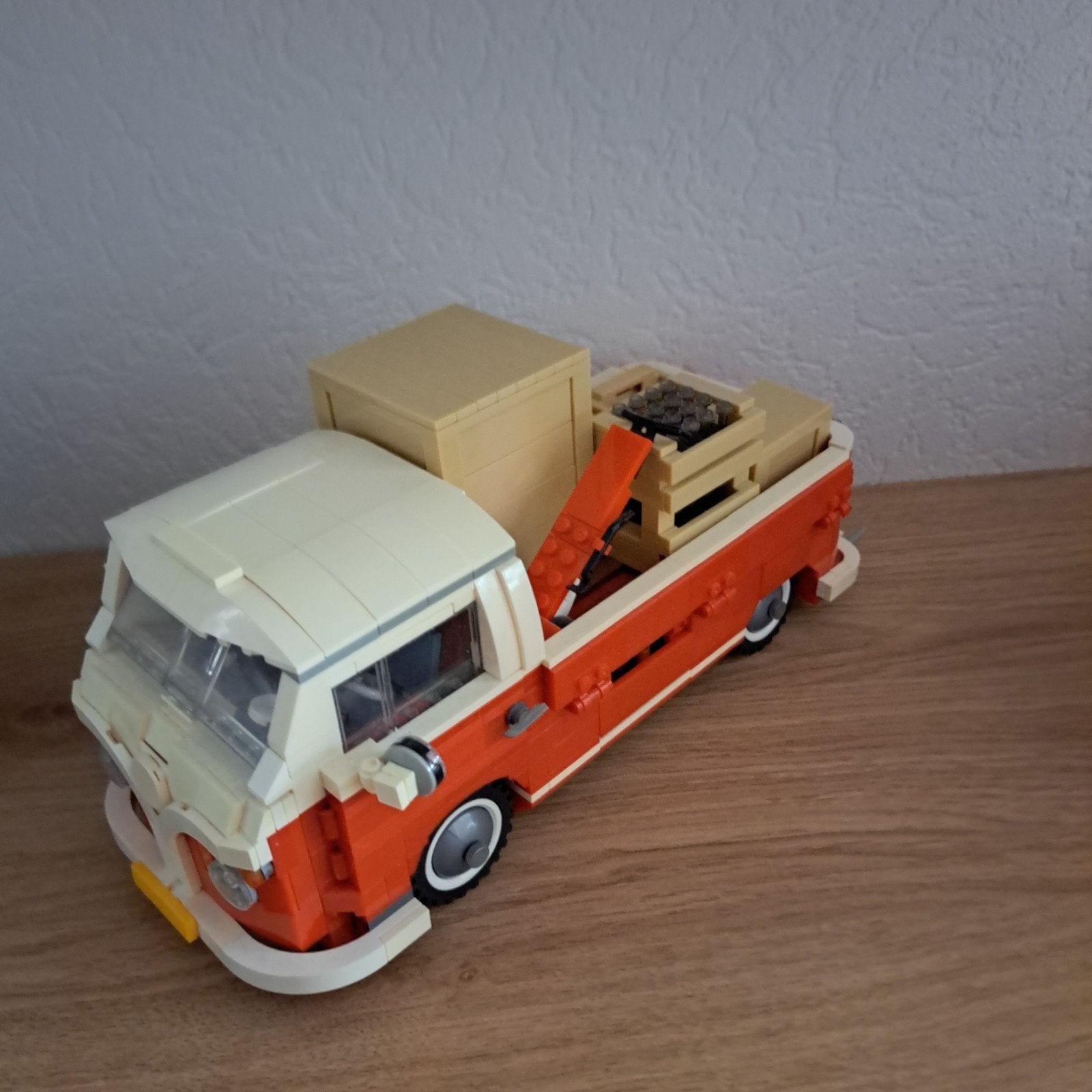 VW Bus met goederen in nieuwstaat, Ophalen of Verzenden