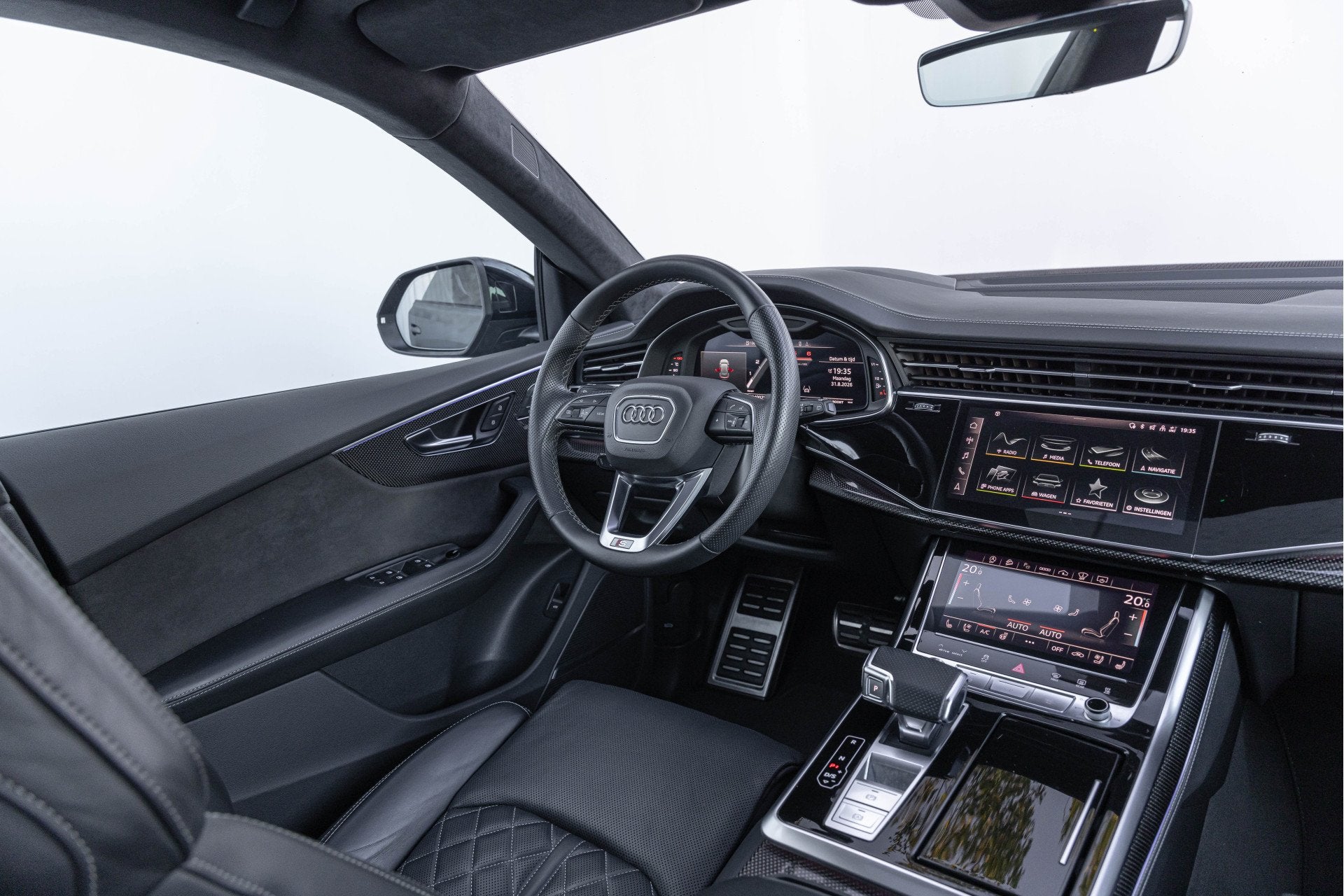Audi SQ8 4.0 TDI Quattro ABT Keramisch Pano B&O Trekhaak Adv, Auto's, Gebruikt, Bluetooth, Leder, Bedrijf