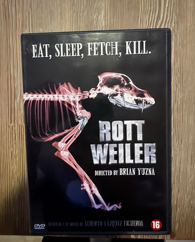 Rottweiler, Vanaf 16 jaar, Ophalen of Verzenden, Zo goed als nieuw, Overige genres