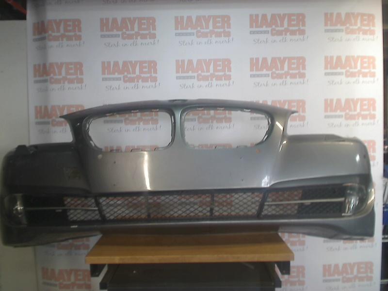 Bumper Voor BMW 5 serie (F10) (2010-06/2016-10), Gebruikt, Petuelring 130, München 80809, , Duitsland, BMW, Bayerische Motoren Werke AG