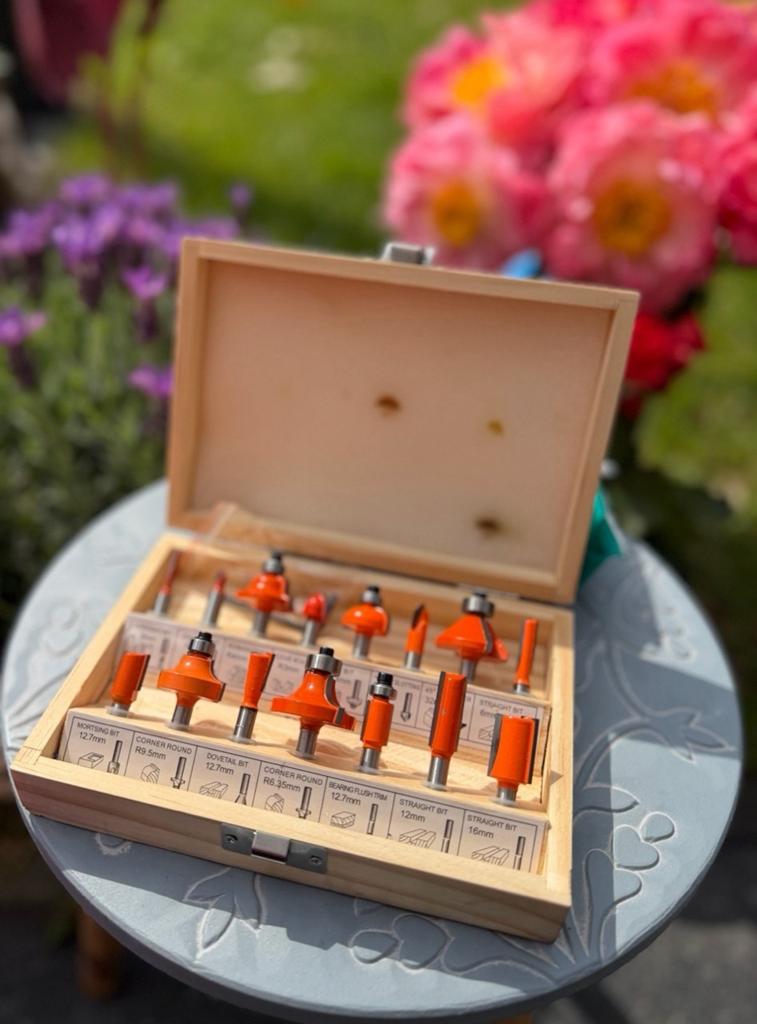 Houtfrezen set in houten opbergdoos voor bovenfrees, Ophalen of Verzenden, Gebruikt, Bovenfrees