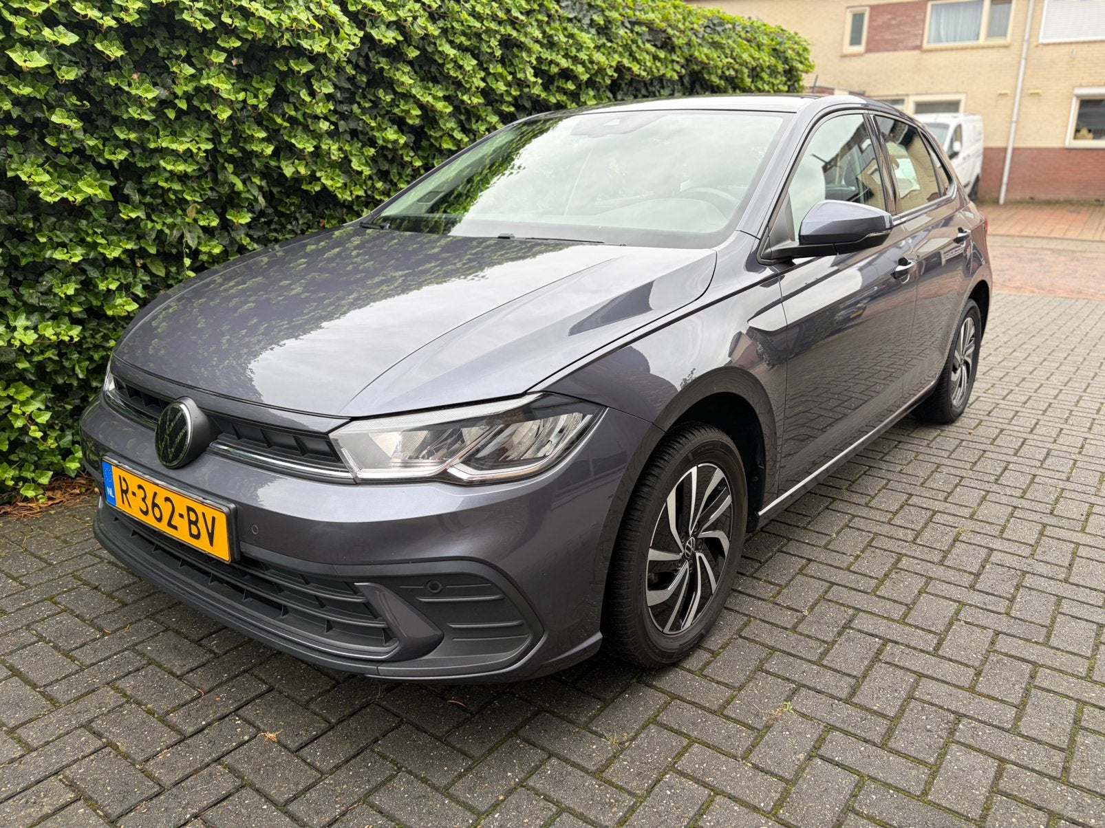 VW Polo 1.0 TSI 95pk Life Bus. Ed. ACC, Carplay, Pdc, Led, Voorwielaandrijving, Stof, 95 pk, 1072 kg