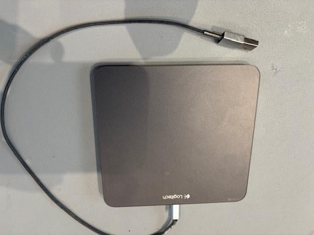 Logitech rechargeable touchpad T650, Ophalen of Verzenden, Gebruikt