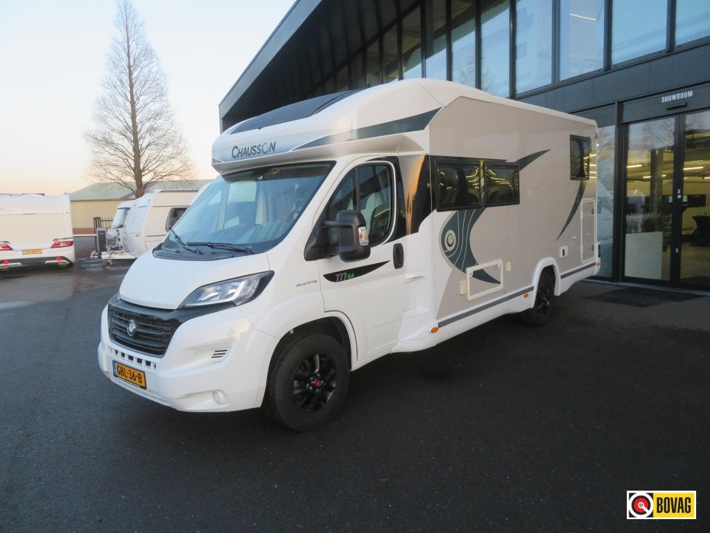 Chausson Titanium VIP 777 GA Automaat, Caravans en Kamperen, Campers, tot en met 4, Chausson, Overige merken, Diesel, Automaat