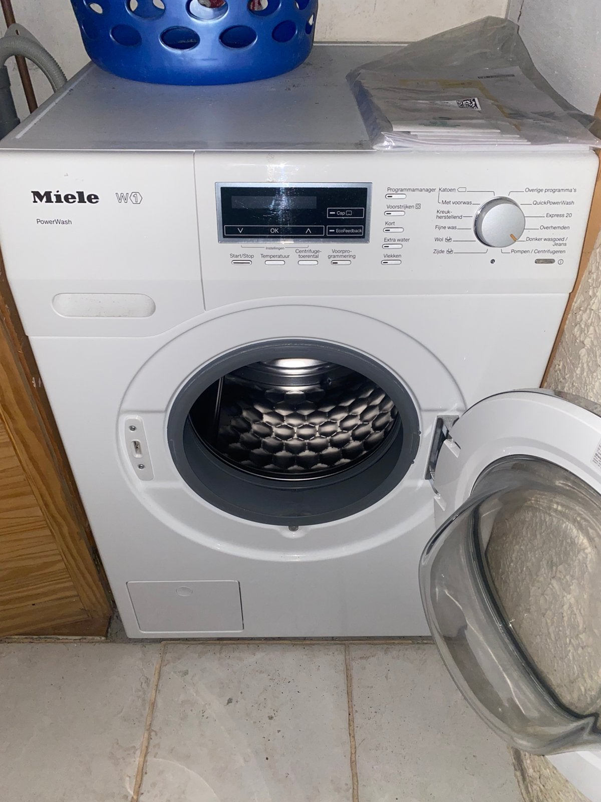 Miele wasmachine, Ophalen, 1200 tot 1600 toeren, Gebruikt, Voorlader