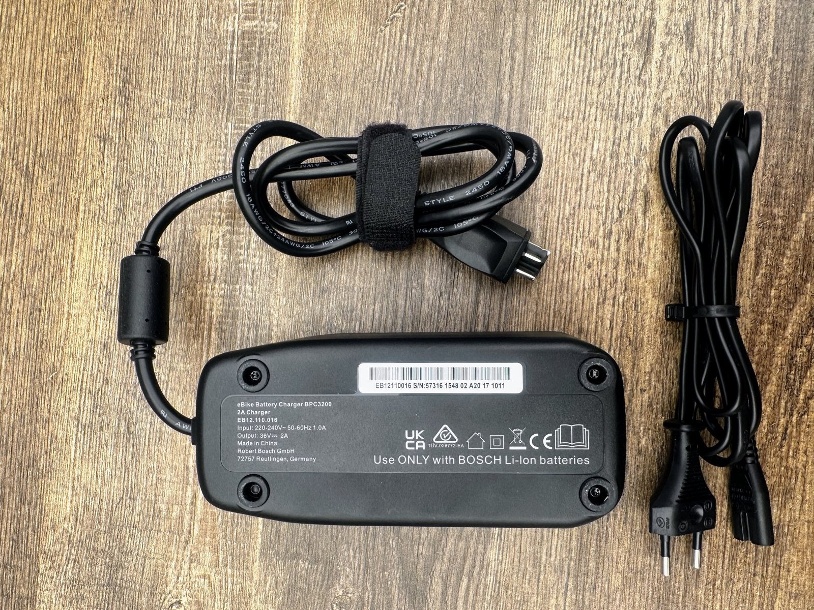 Bosch E-bike Oplader 2A BPC3200 - nieuw, Fietsen en Brommers, Fietsaccessoires | Fietsaccu's, Ophalen of Verzenden, Nieuw