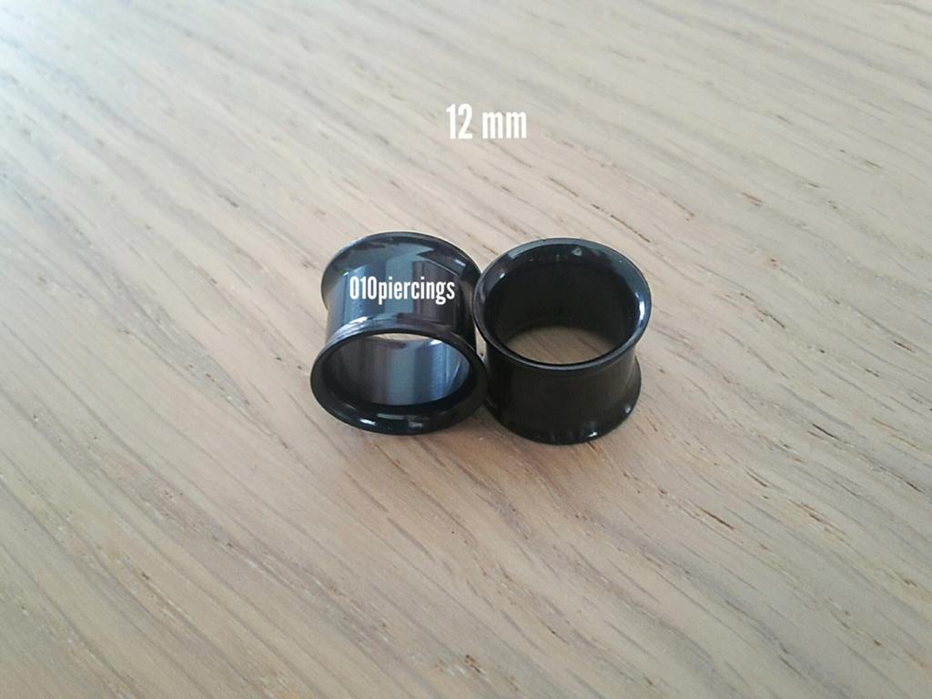 Nieuwe tunnels, pluggen. Staal. Zwart. 5, 8, 10, 12, 14, 16, Ophalen of Verzenden, Zo goed als nieuw, Staal, Oor- of Traguspiercing