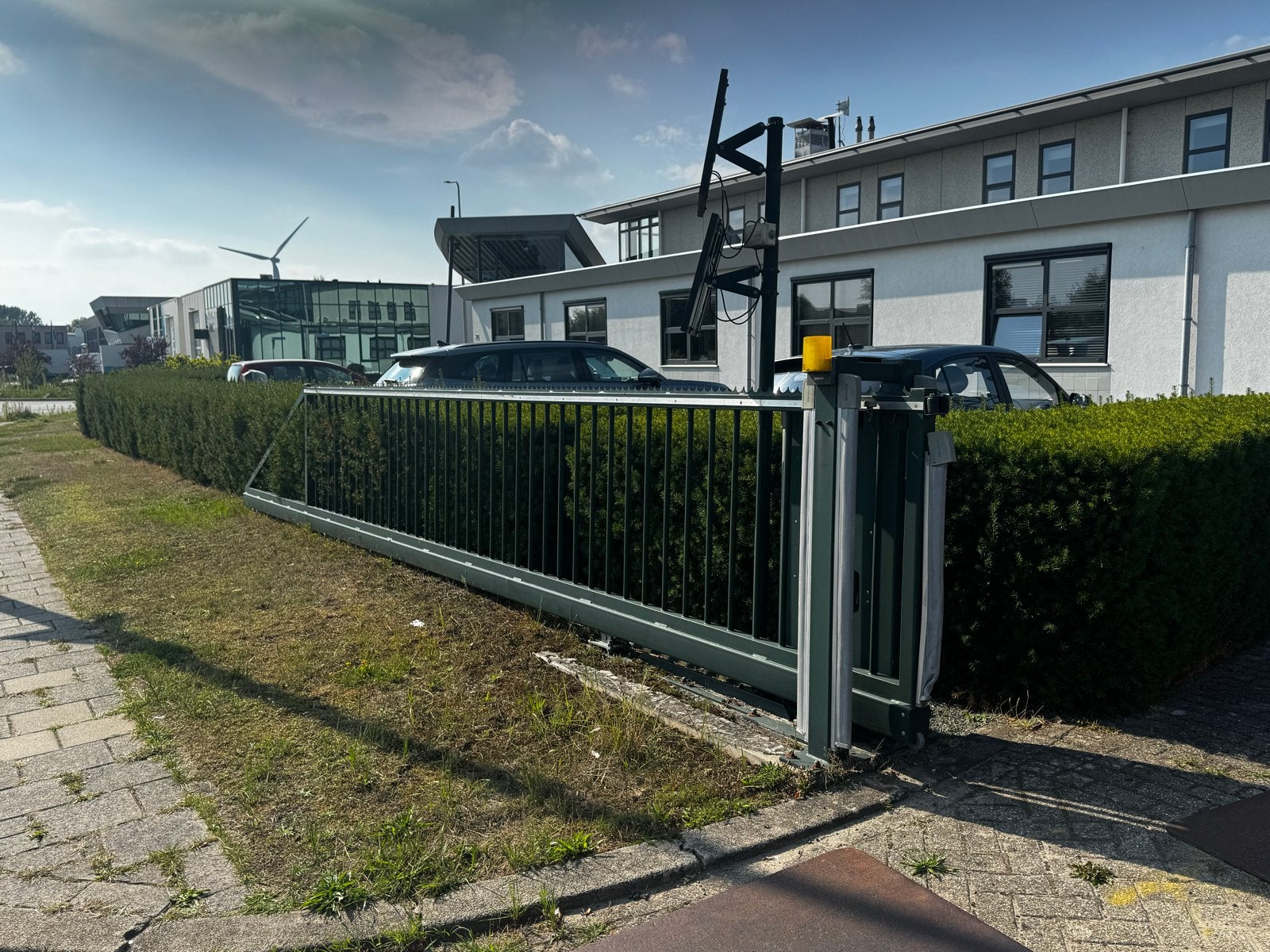 Vrijdragende schuifpoort 6m, elektrisch bediend - Beninca, Ophalen, Gebruikt, 120 cm of meer, Overige typen