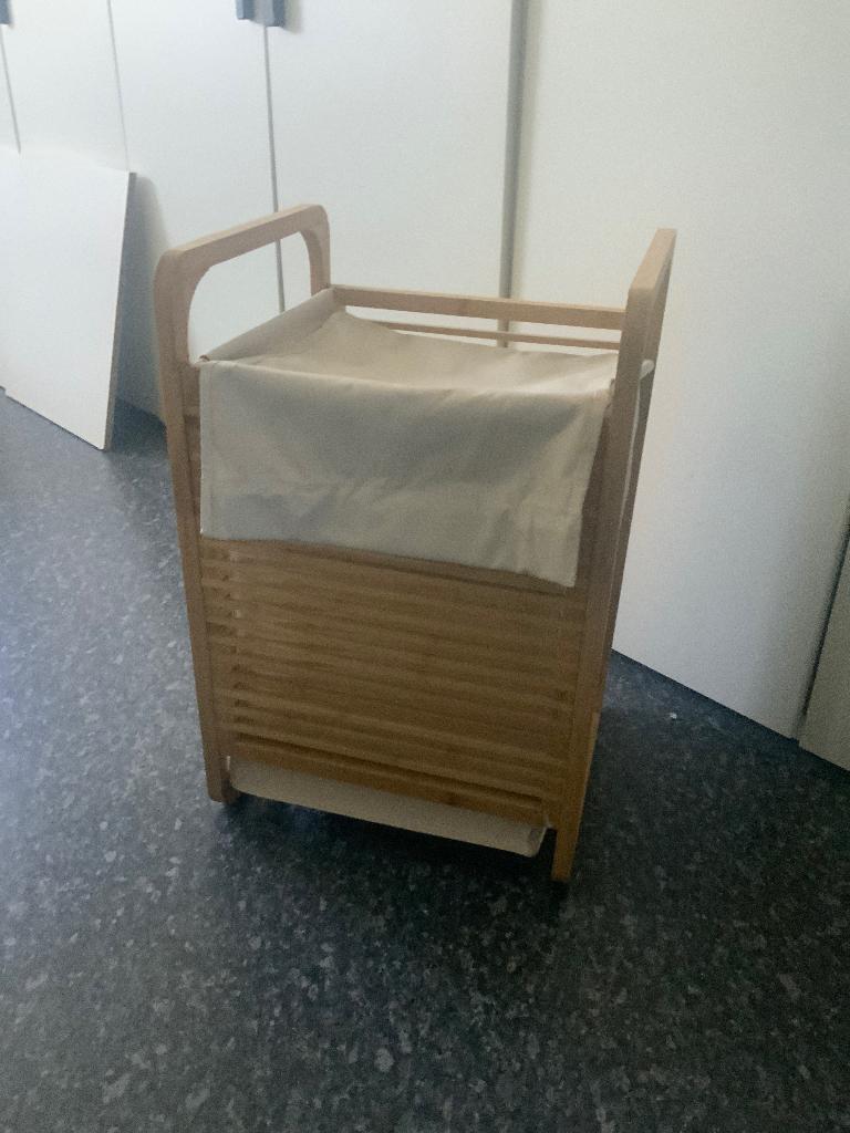 Wasmand bamboe, Ophalen, Zo goed als nieuw, Bruin