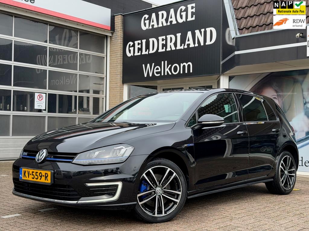 Volkswagen Golf 1.4 TSI GTE | Navi | Acc | Apple/Android | C, Auto's, Volkswagen, 8 kWh, Gebruikt, 4 cilinders, 150 pk