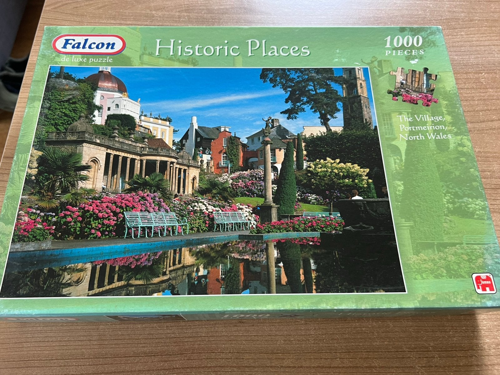 Falcon puzzel 1000 stukjes Historical Places Village, Ophalen of Verzenden, 500 t/m 1500 stukjes, Zo goed als nieuw