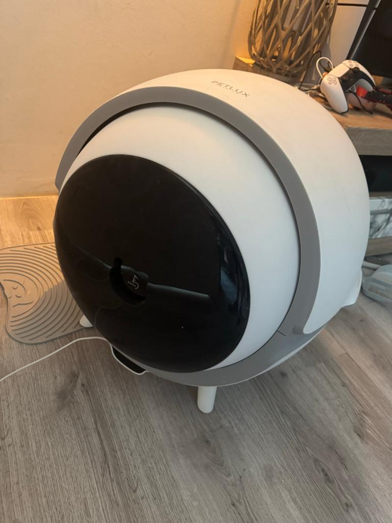 Petlux v1 automatische kattenbak, Dieren en Toebehoren, Kattenbakken, Ophalen, Zelfreinigend, Gebruikt