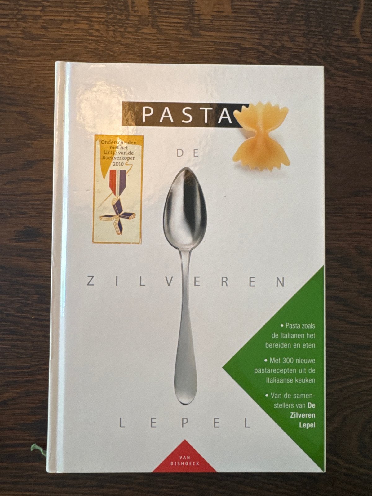 De Zilveren Lepel Pasta - Nieuw kookboek met 300 recepten, Ophalen of Verzenden, Nieuw, Italië, Hoofdgerechten
