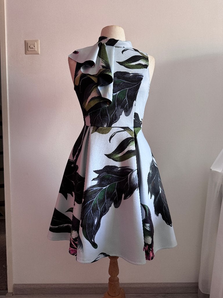 Ted Baker jurk maat 38 met bladerenprint, Maat 38/40 (M), Blauw, Ophalen of Verzenden, Zo goed als nieuw