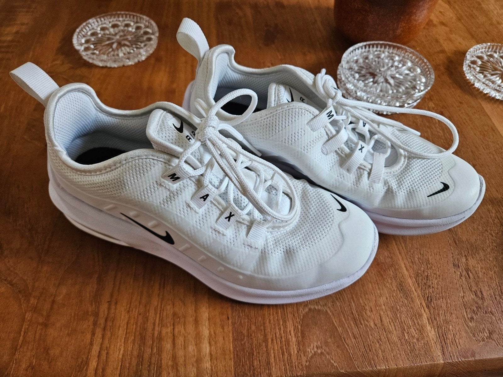 Nike Air Max sneakers - Wit - Maat 33.5 witte zool, Ophalen of Verzenden, Zo goed als nieuw, Nike, Jongen of Meisje