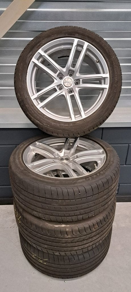 BMW 3-serie G20/G21 zomerbanden met velgen ( 245/45 R18 ), Ophalen, 18 inch, Banden en Velgen, Personenwagen