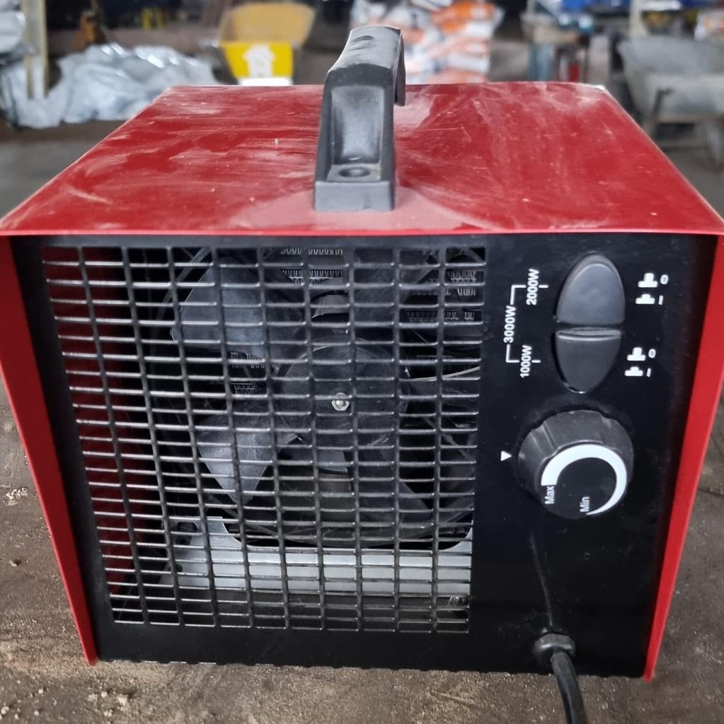 Garage  Kachel  3000 watt, Ophalen, 30 tot 80 cm, Minder dan 60 cm, Kachel