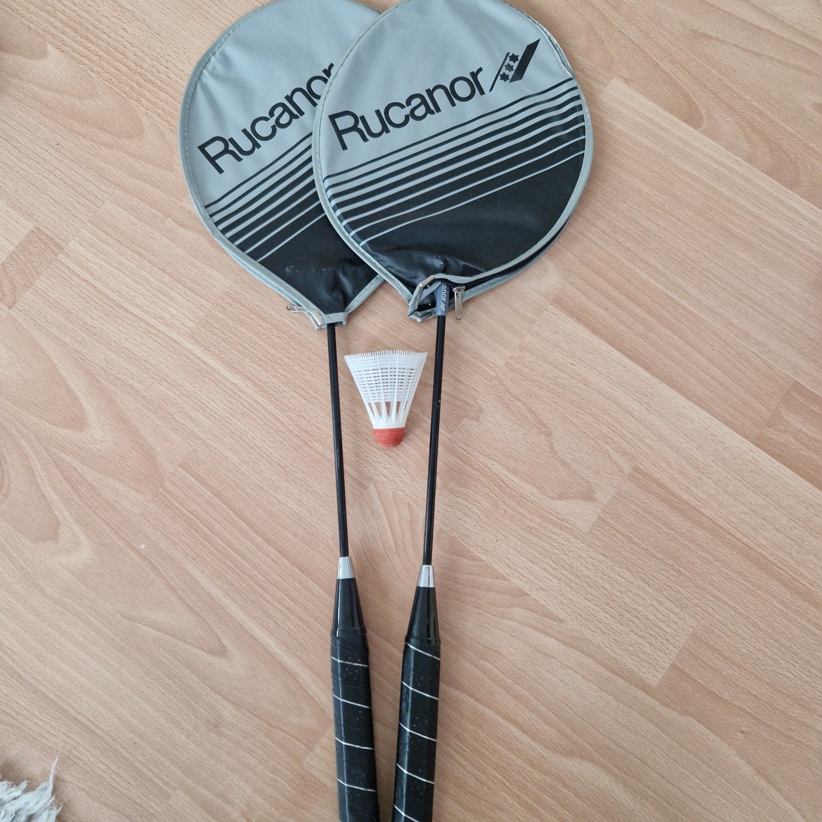 Rucanor badmintonrackets met shuttle en hoes, Ophalen, Gebruikt, Racket(s)