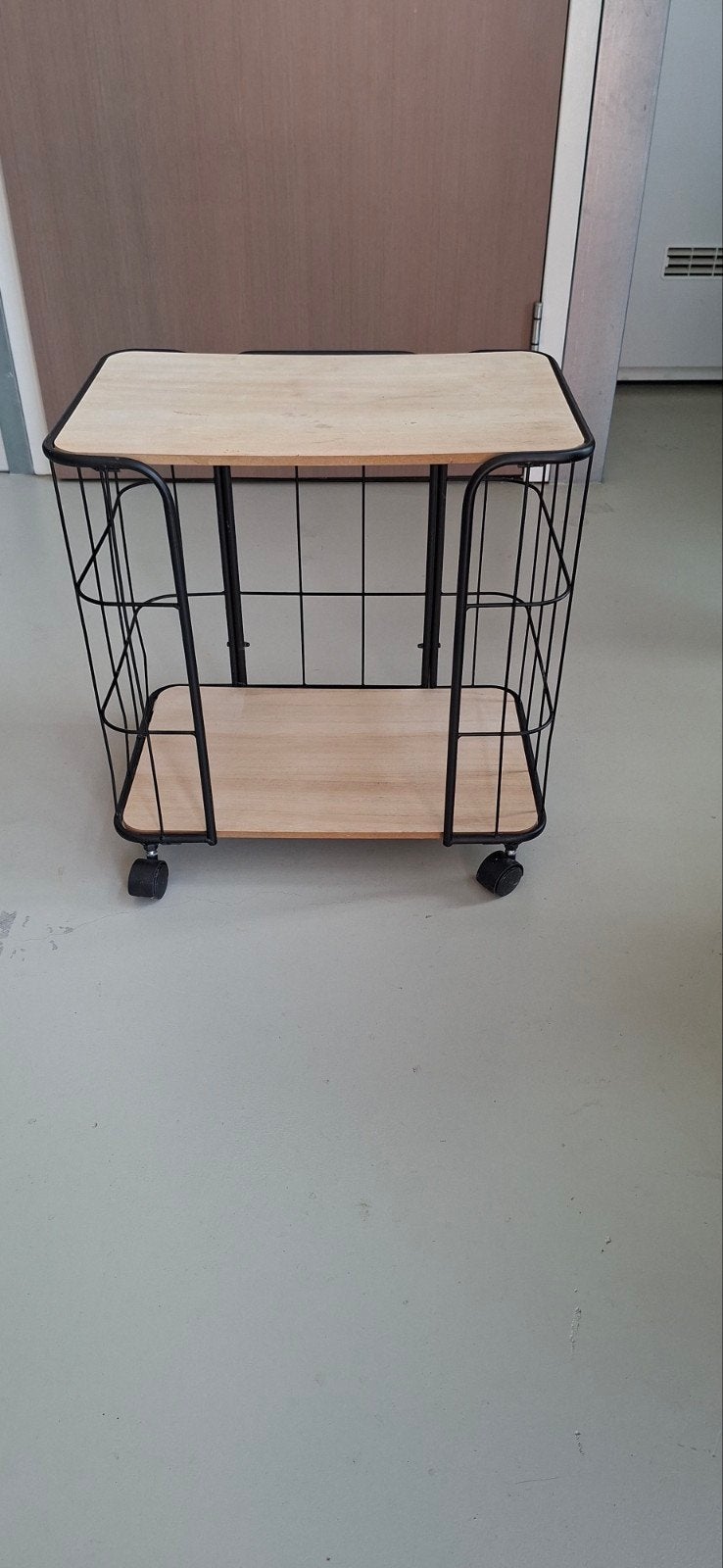 Industrieel bakkerskastje / trolley op wielen, Ophalen, Zo goed als nieuw