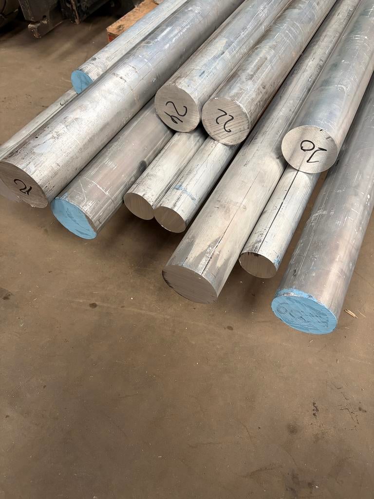 Aluminium assen 50 en 80mm stafmateriaal rondstaf draaibank, Ophalen of Verzenden, Gebruikt, Aluminium