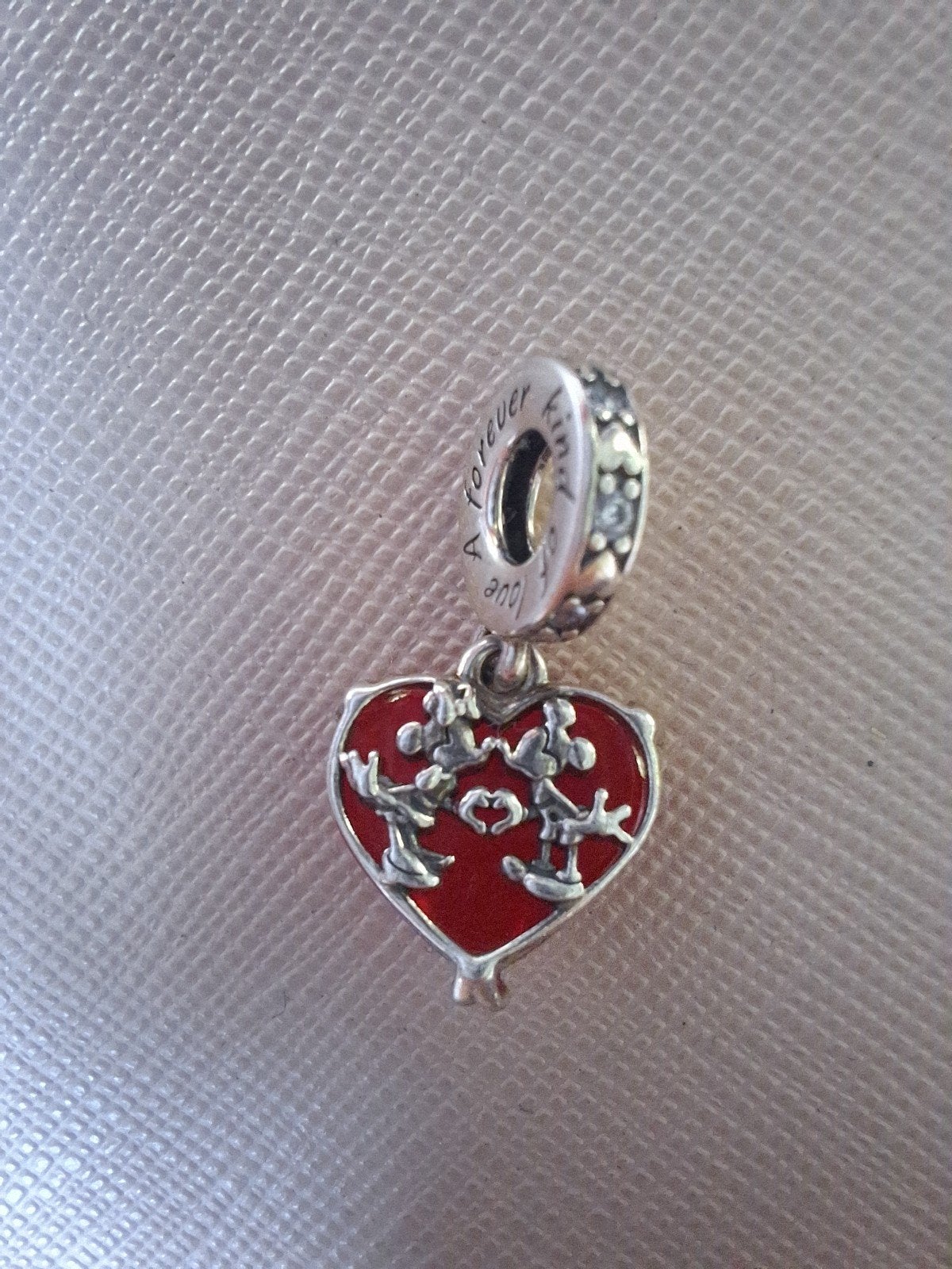 Pandora bedel Mickey en minnie, Ophalen of Verzenden, Zo goed als nieuw, Zilver, Pandora