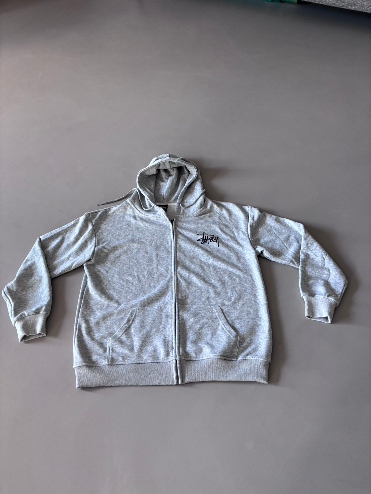 Grijs vest Stussy. Niet gedragen maat M, Kleding | Heren, Verzenden, Nieuw, Maat 48/50 (M), Grijs
