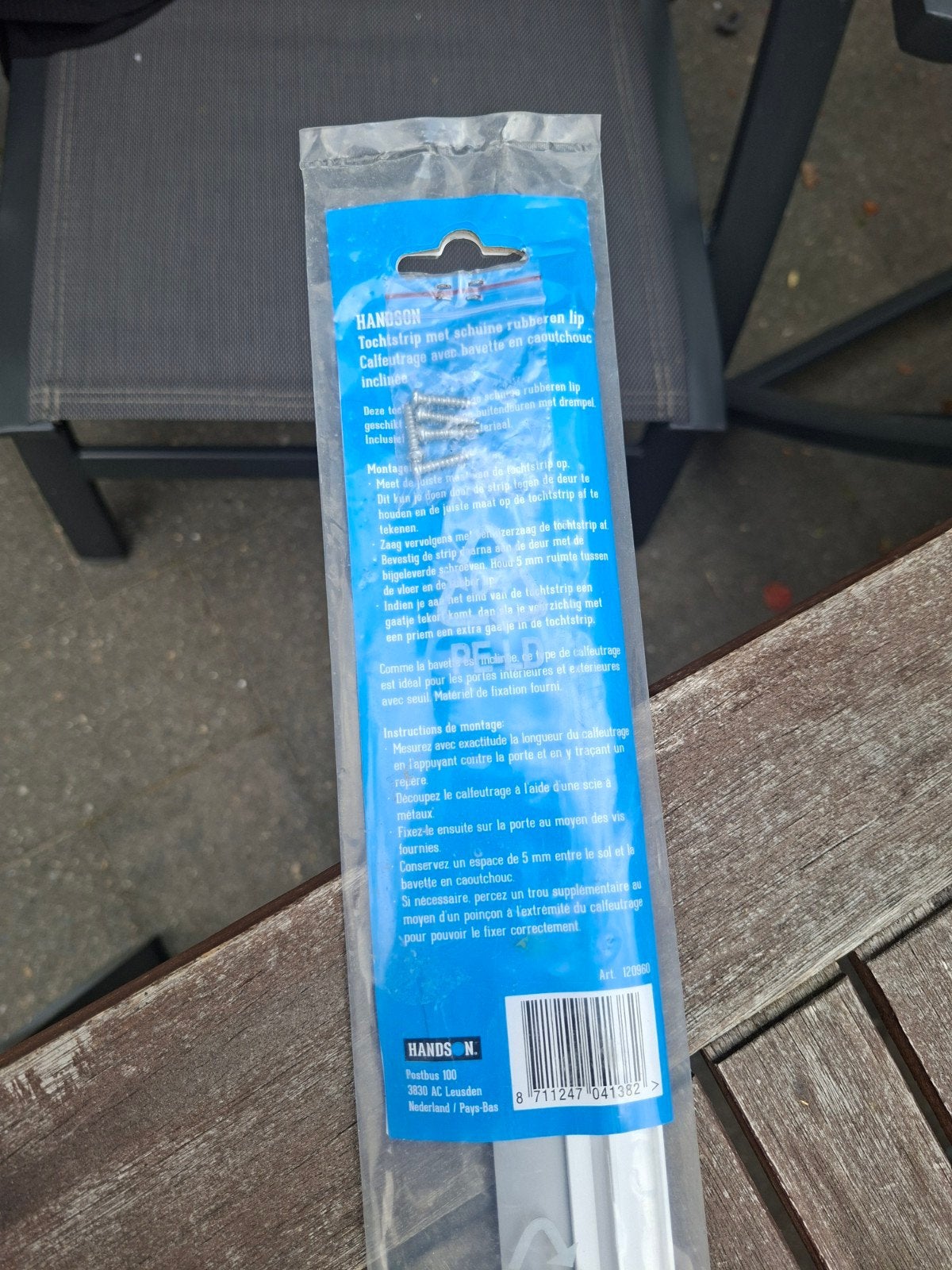 Nieuwe tochtstrip voor binnen- en buitendeuren met drempel, Ophalen of Verzenden