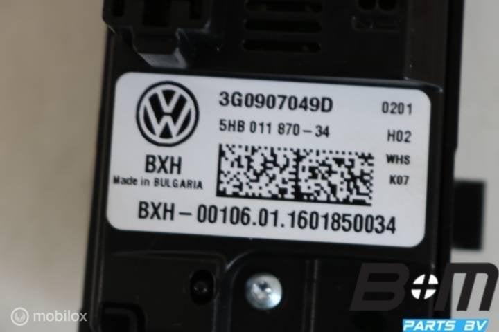 Kachel bedieningspaneel achter VW Passat B8 3G0907049D, Gebruikt
