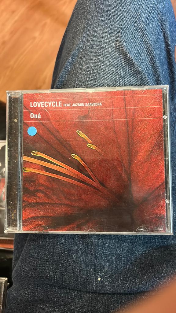 Lovecycle feat. Jazmin Saavedra - Oná CD, Ophalen of Verzenden, Zo goed als nieuw