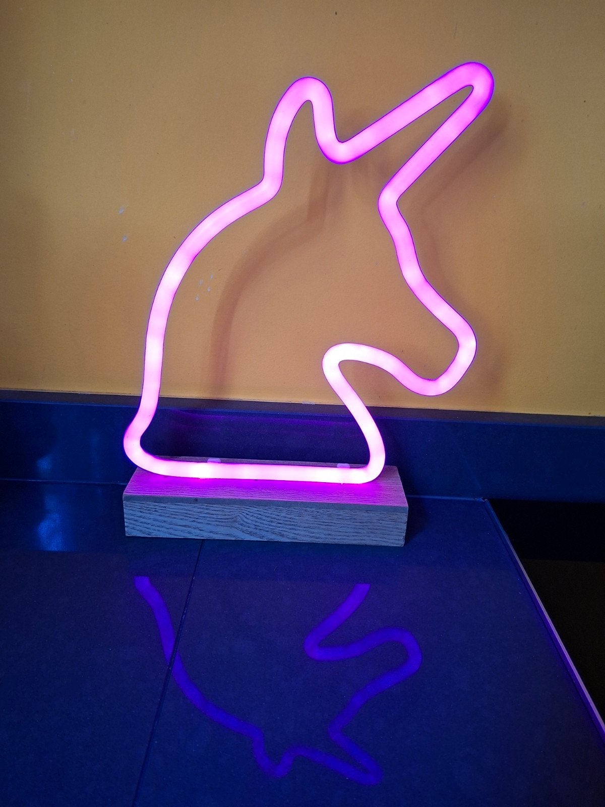 Neon lamp roze eenhoorn, Kunststof, Gebruikt, Roze, LED