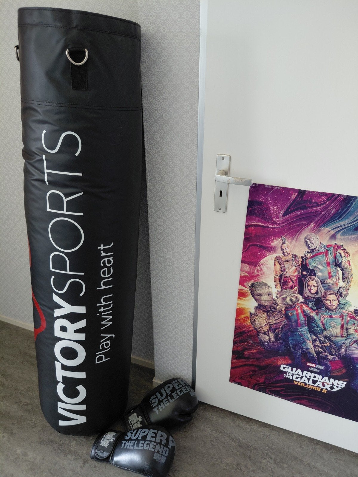 Bokszak Victory Sports (145x35 cm) met bokshandschoenen, Sport en Fitness, Gebruikt, Overige, Vechtsportmateriaal, Groter dan maat XL