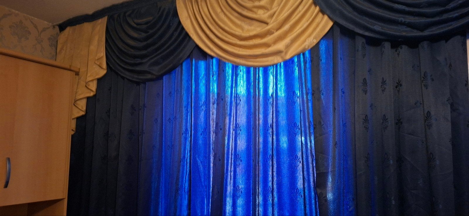 Luxe Gordijnen Set - Donkerblauw en Goud, Blauw, Overgordijn, Overige merken, Ophalen of Verzenden