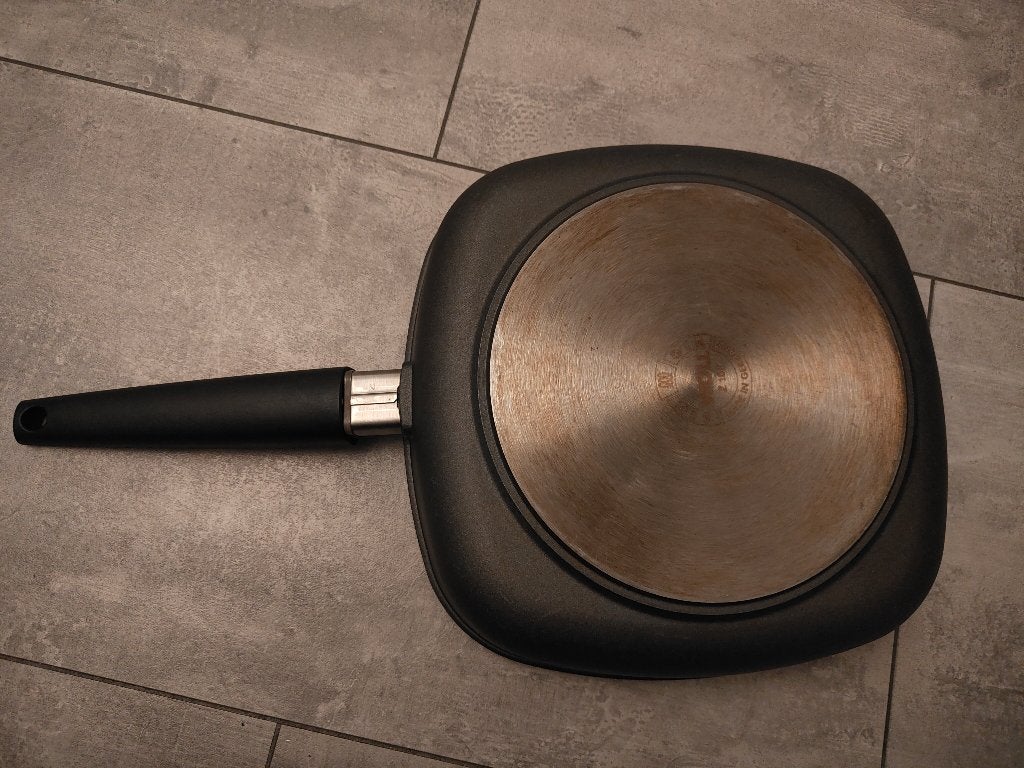 Mooi pan, Ophalen, Gietijzer, Zo goed als nieuw, Keramische plaat