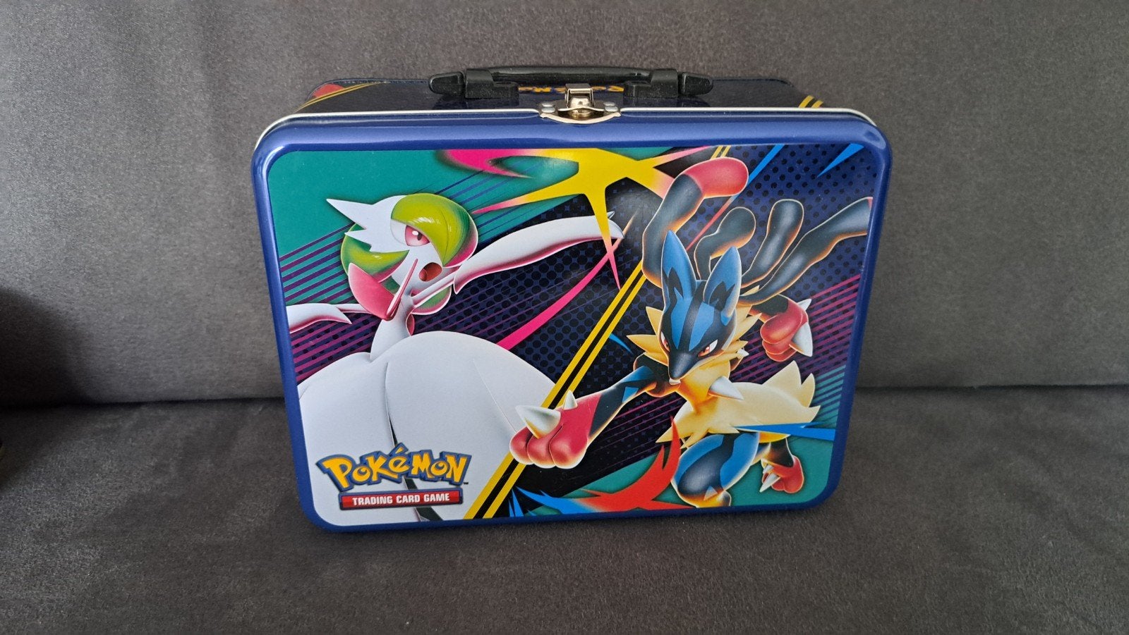 Koffer met 100 pokemonkaarten en extra's, Ophalen of Verzenden, Meerdere kaarten