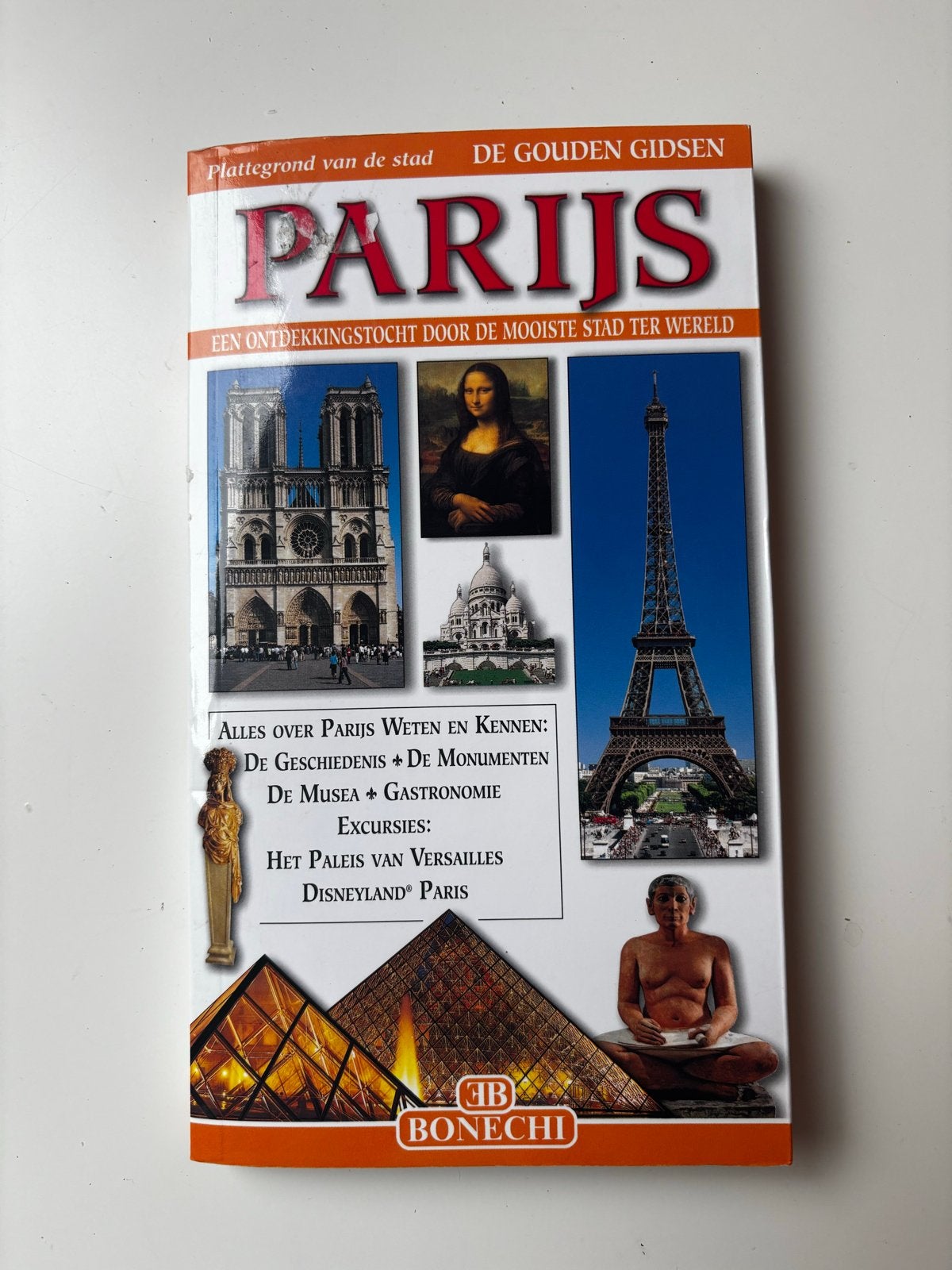 Parijs: Een Ontdekkingstocht door de Mooiste Stad, Europa, Ophalen of Verzenden, Reisgids of -boek, Gelezen