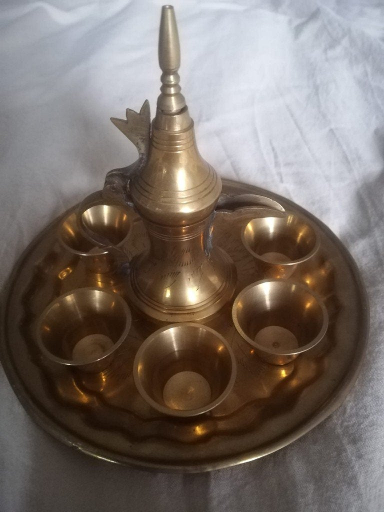 Souvenirs uit Dubai, Ophalen