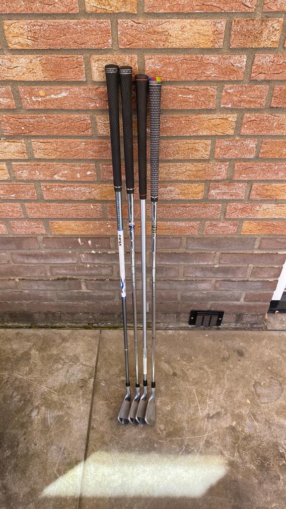 Cobra ijzers (4x ijzer 7), Ophalen of Verzenden, Zo goed als nieuw, Club