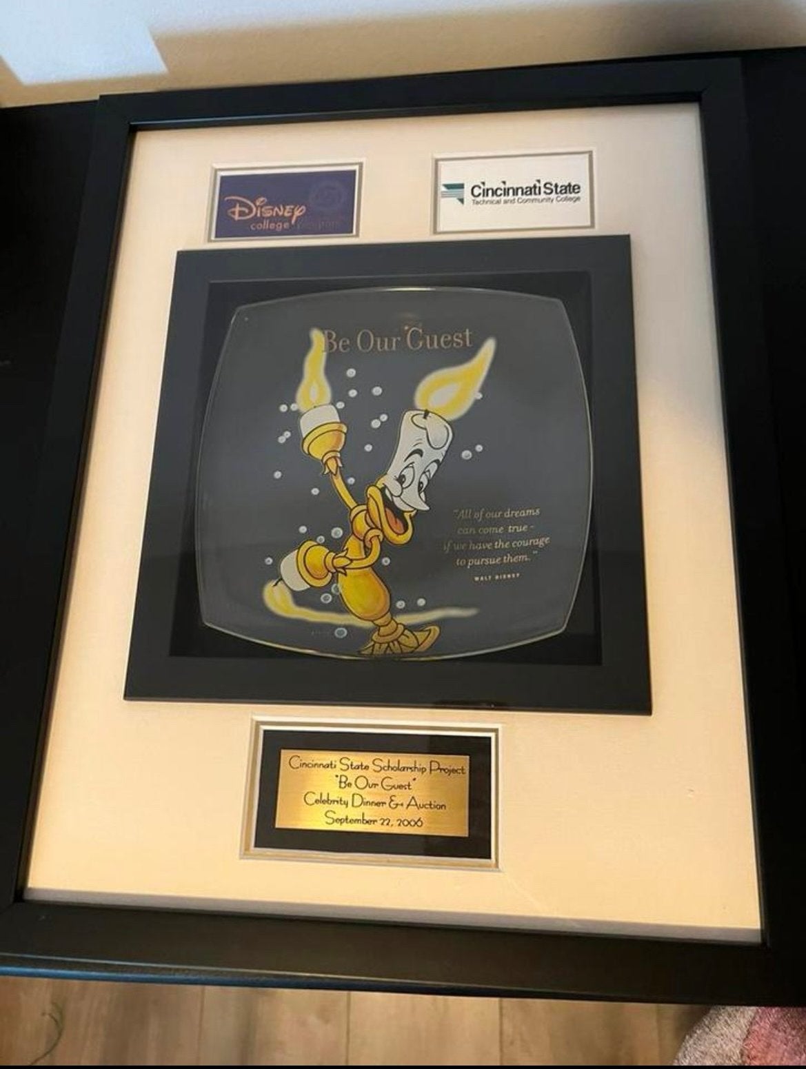 Disney Lumière 'Be Our Guest' ingelijste kunst, Verzamelen, Ophalen of Verzenden, Assepoester of Belle, Nieuw, Overige typen