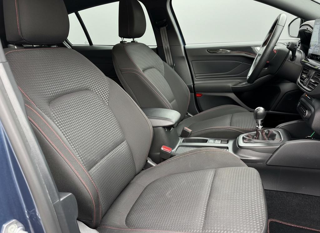 Ford FOCUS Wagon 125pk EB Hybrid ST Line, Clima | Navi & Car, Stof, Gebruikt, Euro 6, Automatische klimaatregeling
