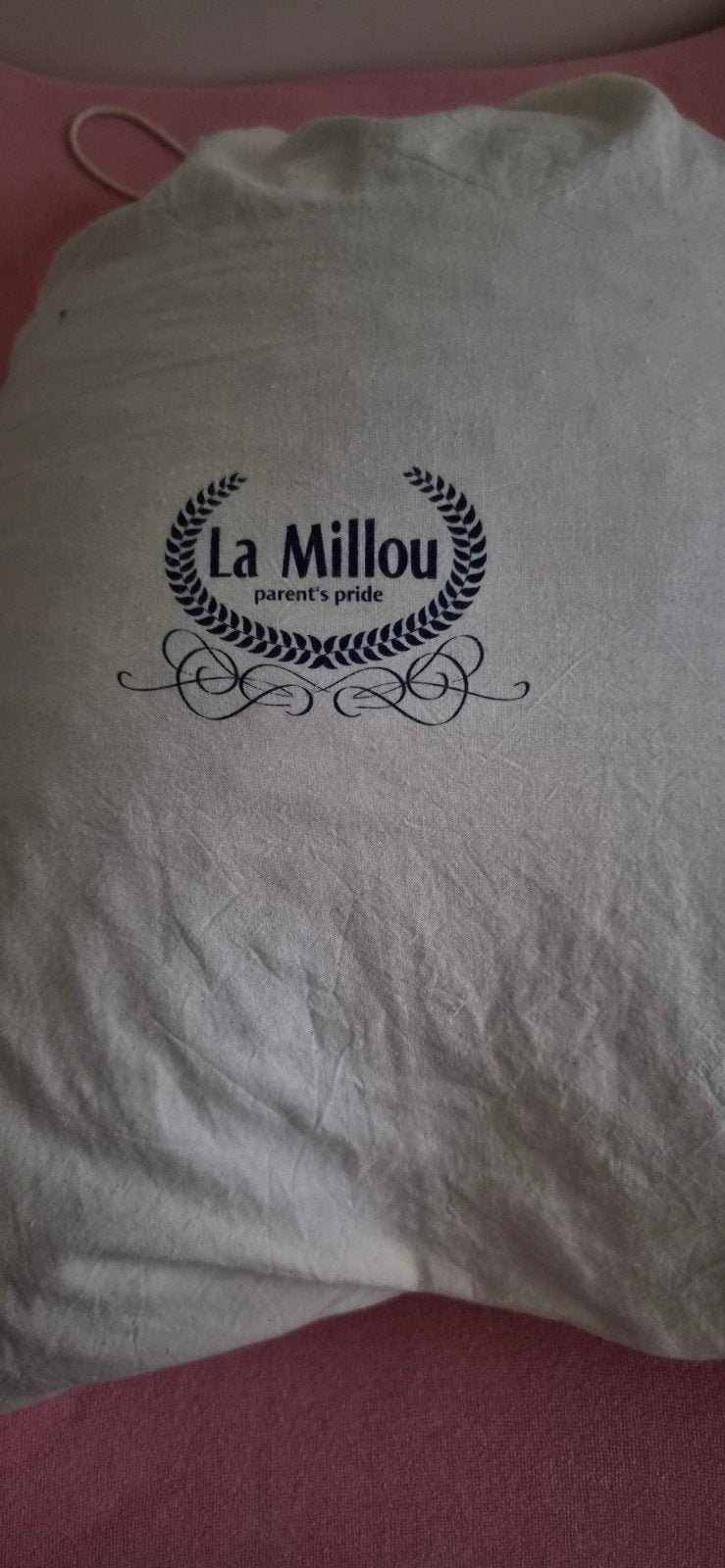 La Millou voedingskussen, Ophalen, Zo goed als nieuw