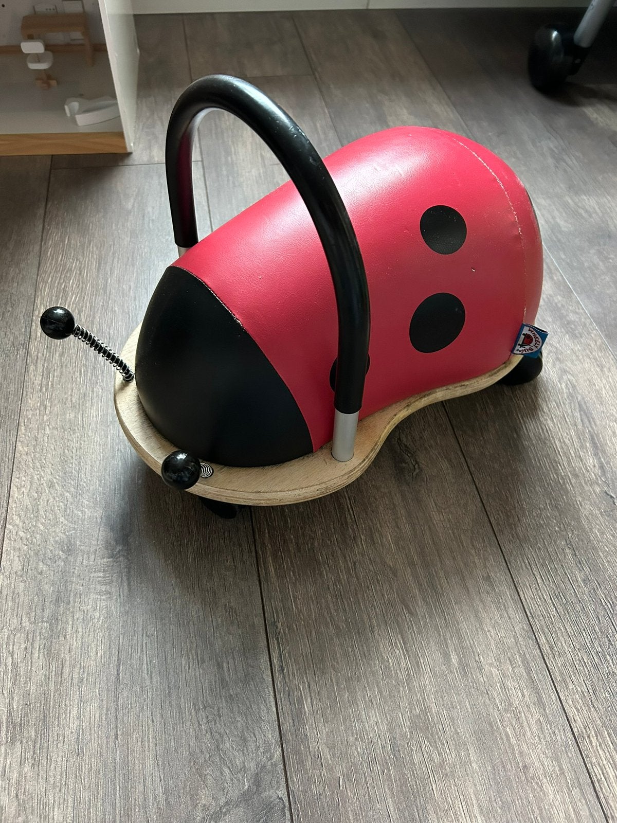 Wheelybug lieveheersbeestje, Kinderen en Baby's, Speelgoed | Buiten | Voertuigen en Loopfietsen, Ophalen, Zo goed als nieuw