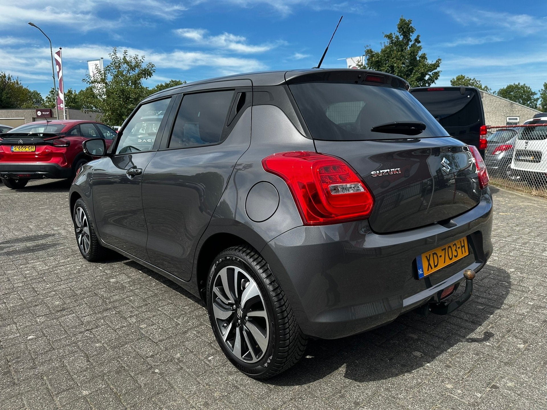 Suzuki Swift 1.2 Stijl | Automaat | Afn. Trekhaak | Navigati, Dealer onderhouden, Stof, Gebruikt, 4 cilinders